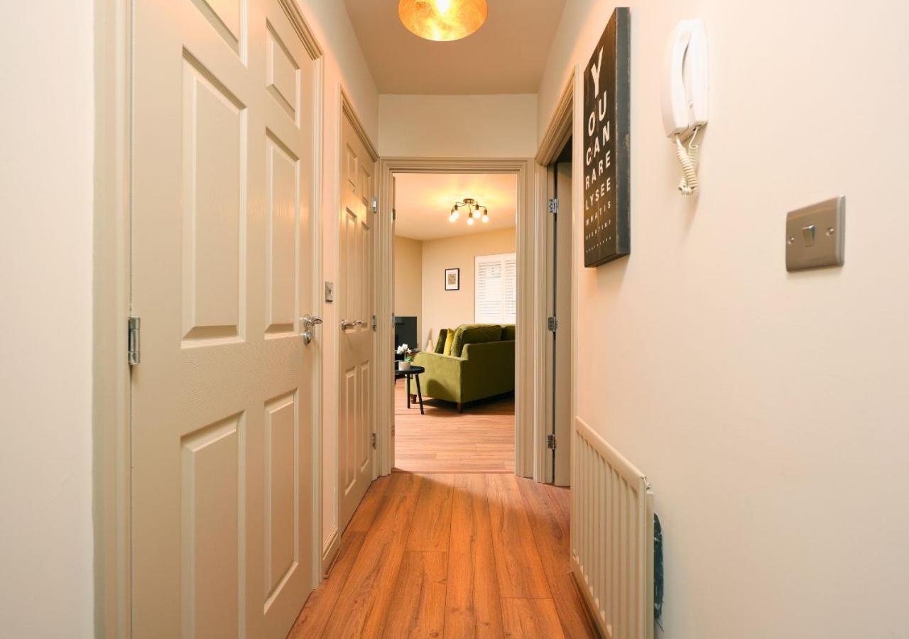 Apartment Stylish Flat With Sofa Bed In Malmesbury! *
